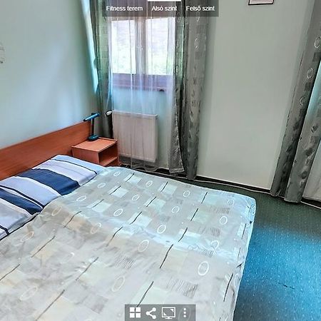 Timarhaz Panzio Bed & Breakfast Szeged Bagian luar foto